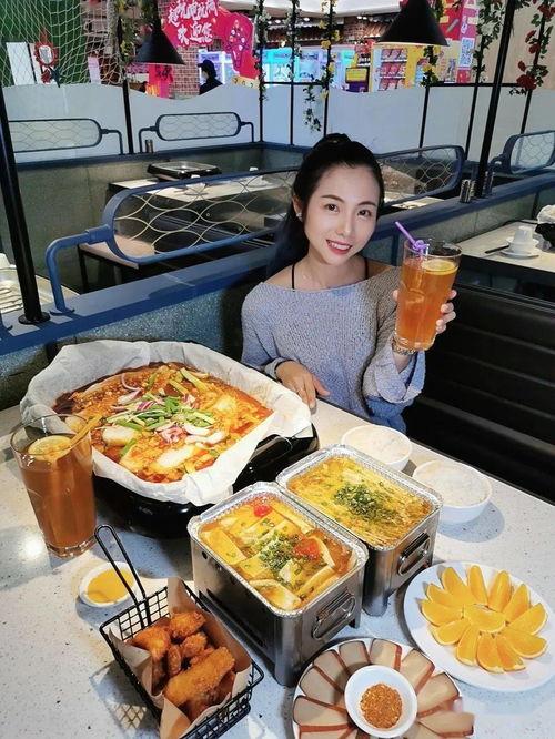 明星餐厅聚餐大爆料最新,星光熠熠的美食盛宴幕后故事 第3张 明星餐厅聚餐大爆料最新,星光熠熠的美食盛宴幕后故事 第3张