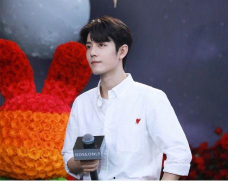 黄景瑜肖战最新爆料图片,幕后故事大揭秘！  第2张