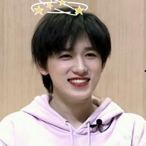 爆料宋亚轩视频大全集最新,揭秘偶像成长之路  第2张